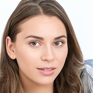 Jennifer Loren